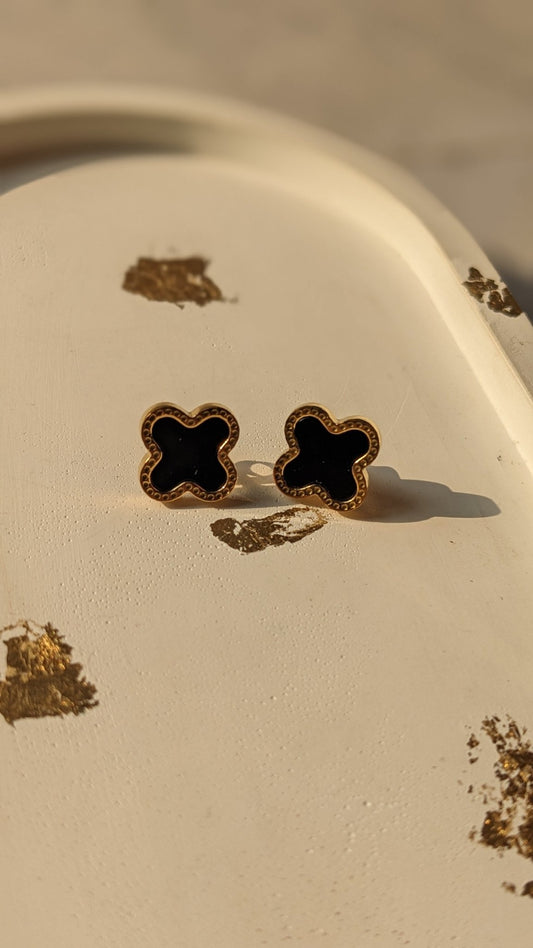 BLACK CLOVER EARSTUDS - SIFARA JEWELS