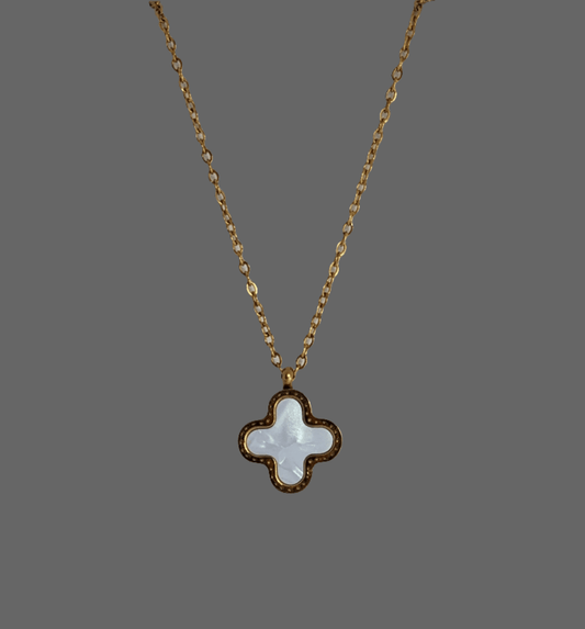 WHITE CLOVER PENDANT - SIFARA JEWELS
