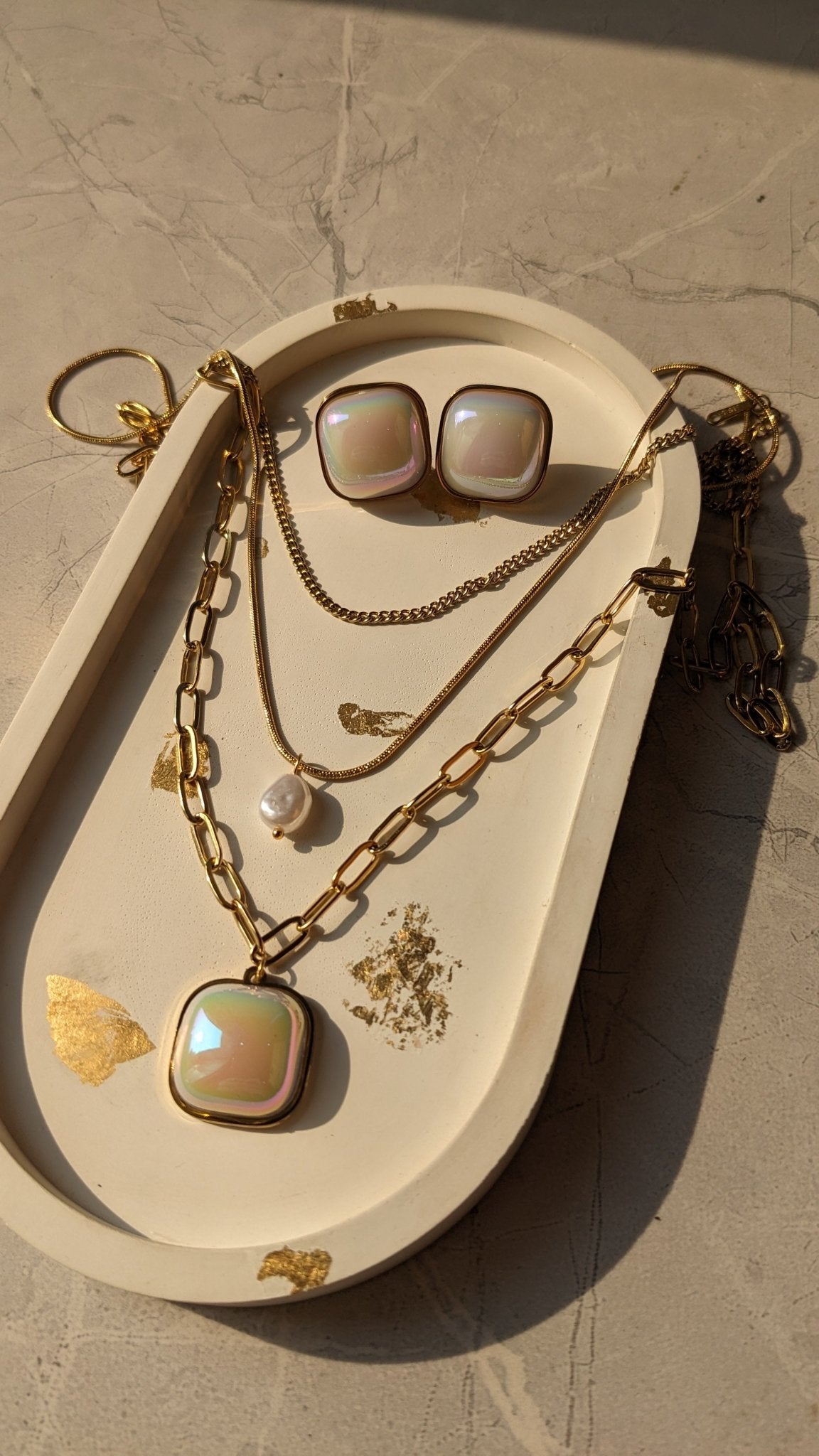 WHITE OPAL NECKLACE SET - SIFARA JEWELS