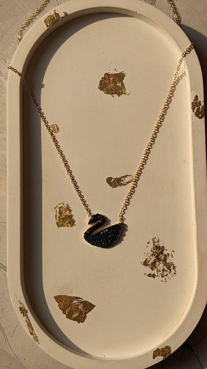 BLACK SWAN PENDANT