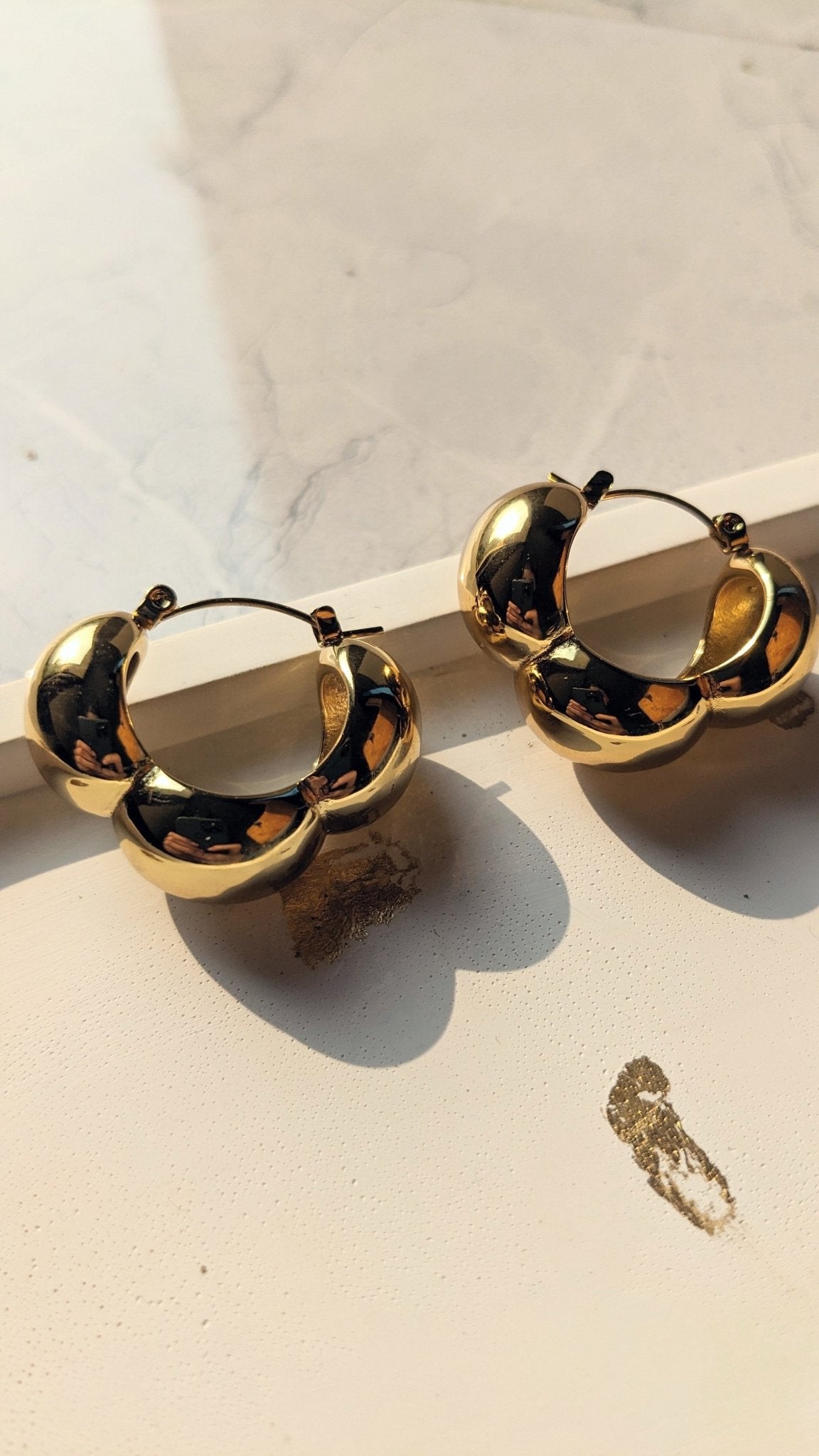 PUFF CLOUD HOOP EARRINGS - SIFARA JEWELS