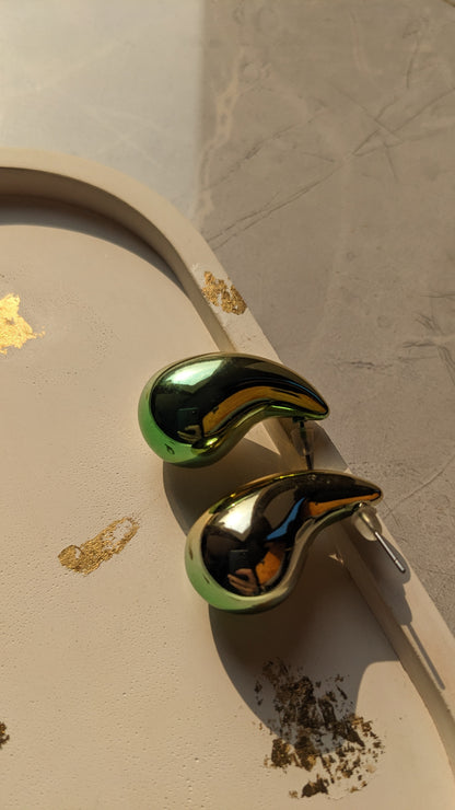 GOLDEN AND GREEN RAINDROP EARRINGS