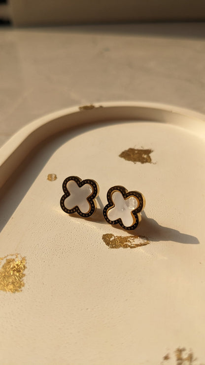 WHITE CLOVER EARSTUDS - SIFARA JEWELS
