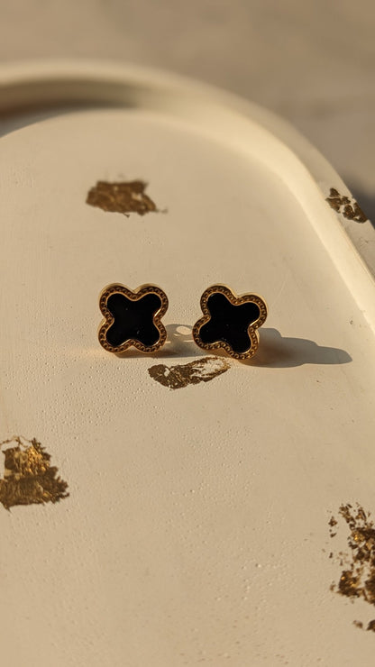 BLACK CLOVER EARSTUDS - SIFARA JEWELS