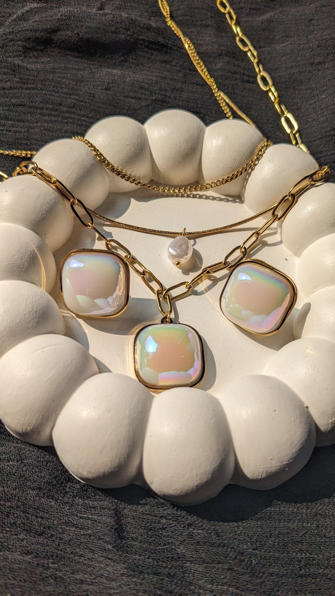 WHITE OPAL NECKLACE SET - SIFARA JEWELS