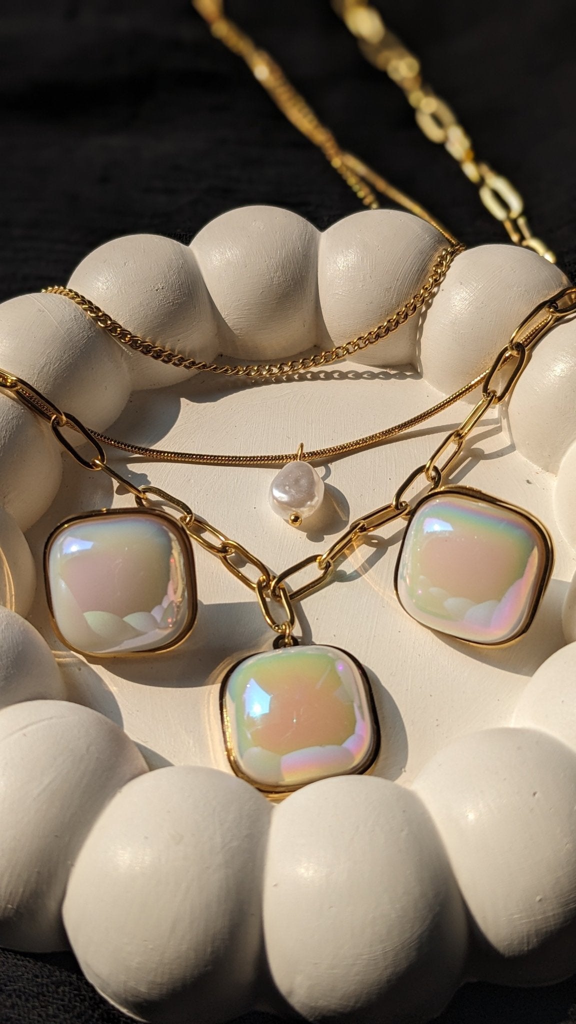 WHITE OPAL NECKLACE SET - SIFARA JEWELS