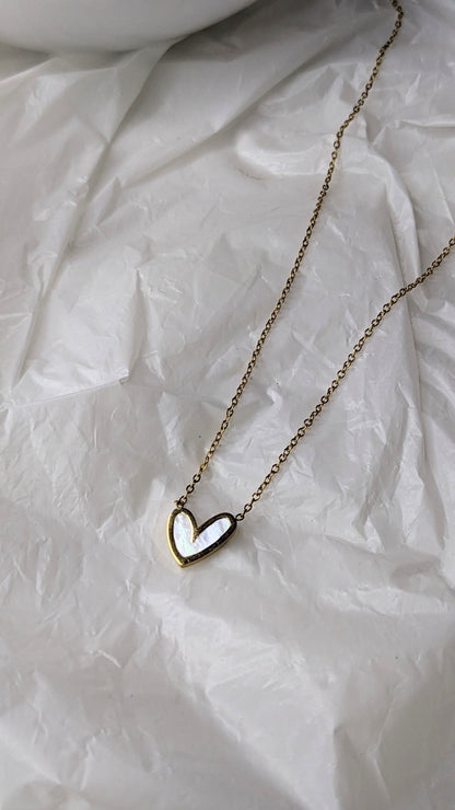 WHITE HEART PENDANT