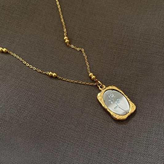 Gold Rose beaded chain Pendant