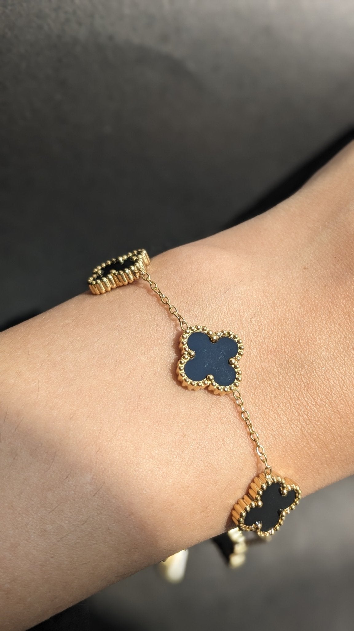 Black 4 - Leaf Clover Double sided Bracelet - SIFARA JEWELS