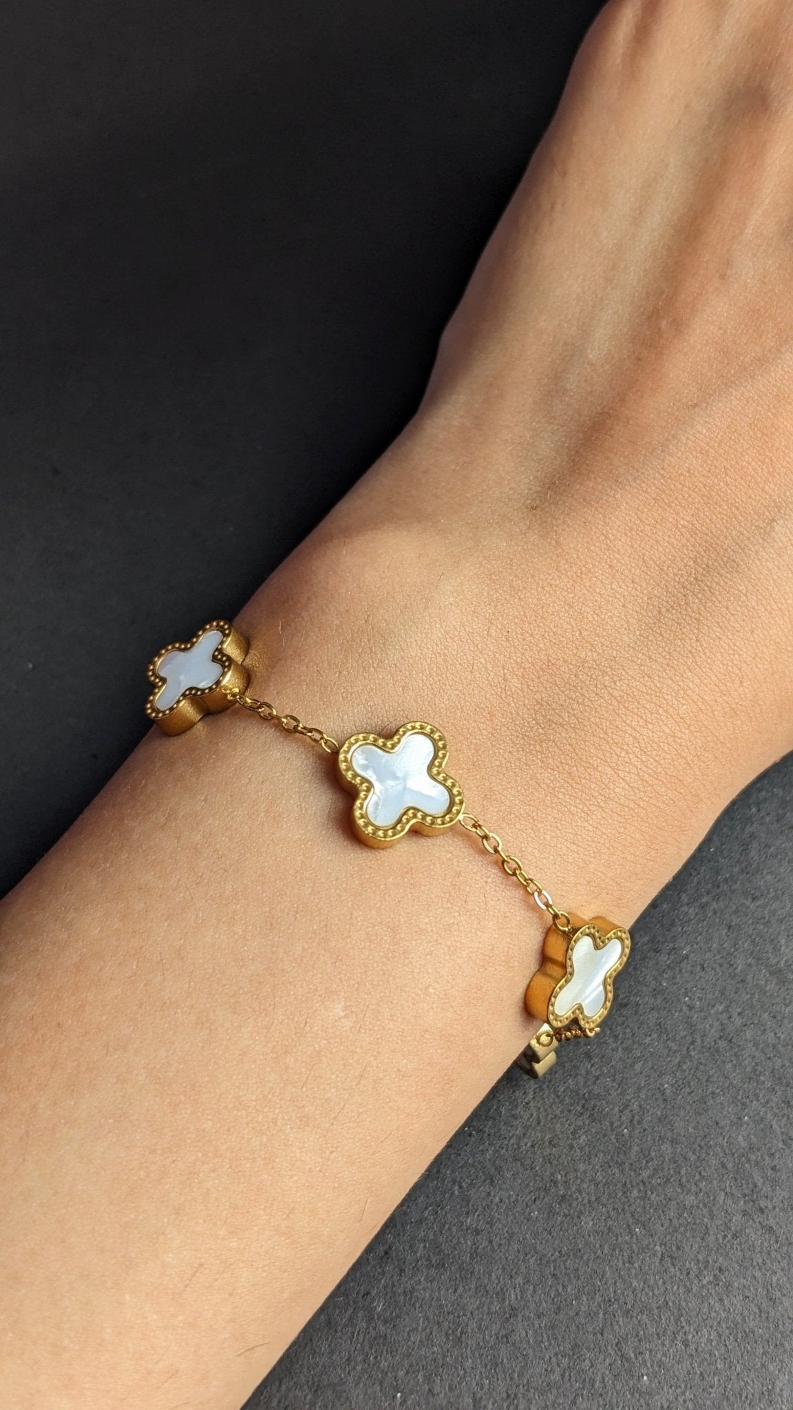 White 4 - Leaf Clover Double Sided Bracelet - SIFARA JEWELS