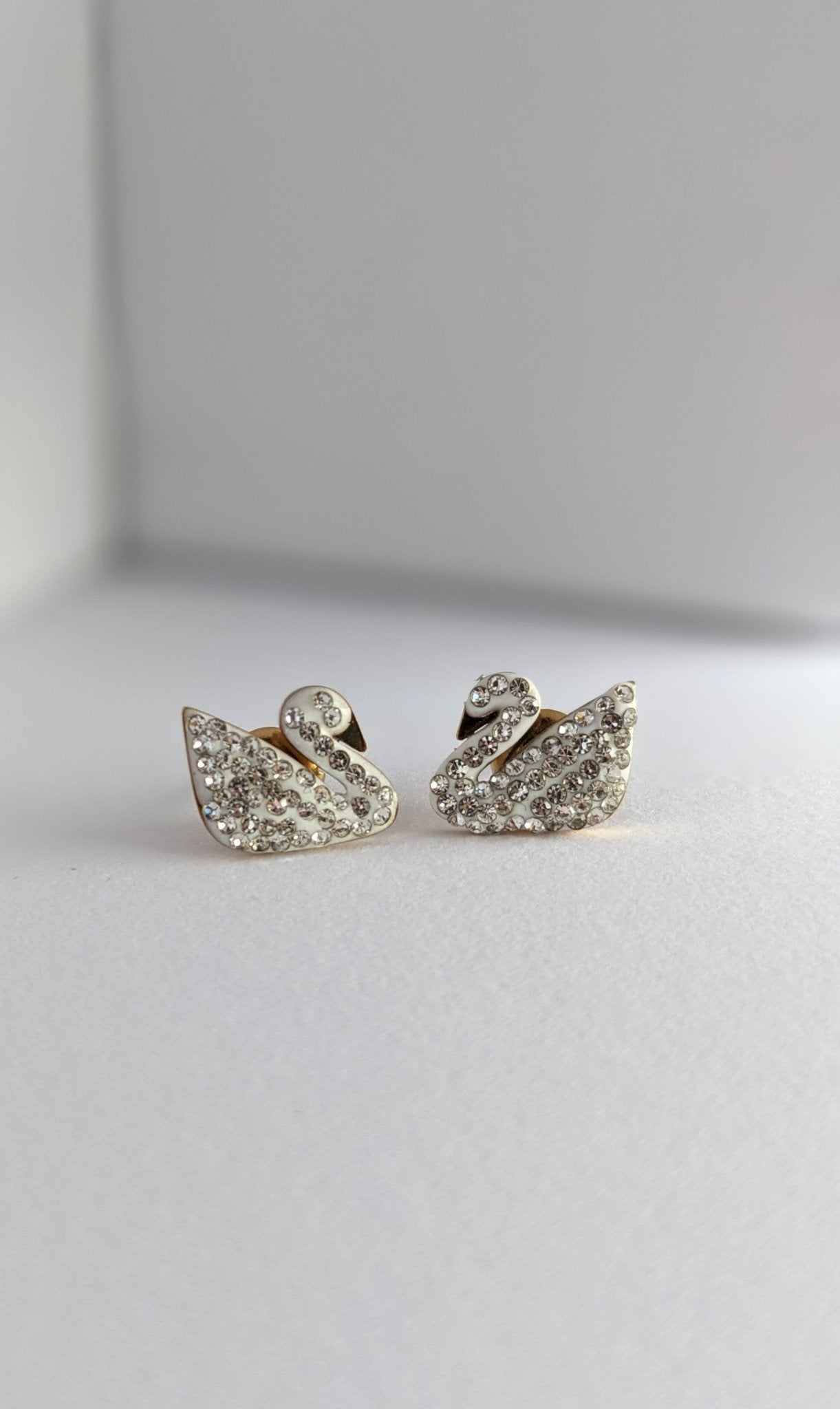 WHITE SWAN EARSTUDS - SIFARA JEWELS